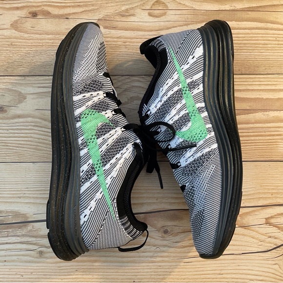 Nike Flyknit Lunar 1+ - Picture 7 of 16